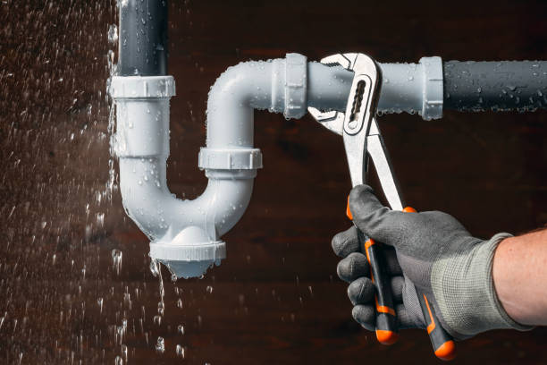 Professional Gas Line Repair technician working in Gorman, TX